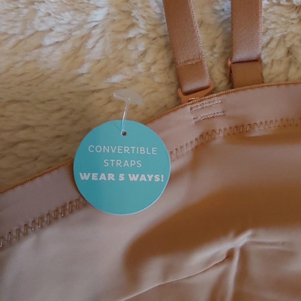 🌺 NWT Assets/Spanx Shaping Convertible Slip - Picture 5 of 8